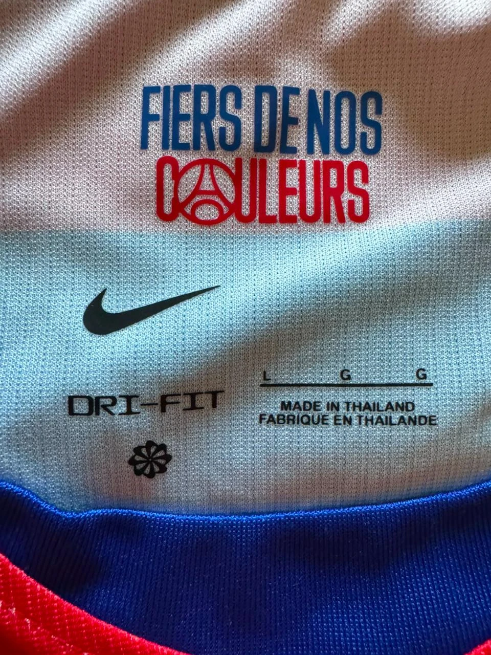Paris Saint Germain 26/27 Jersey | Home Kit | Size L – photo 2